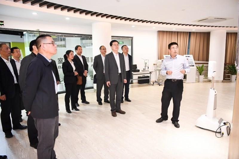 巴林与APM码头签署意向书,开发哈利法本萨勒曼港