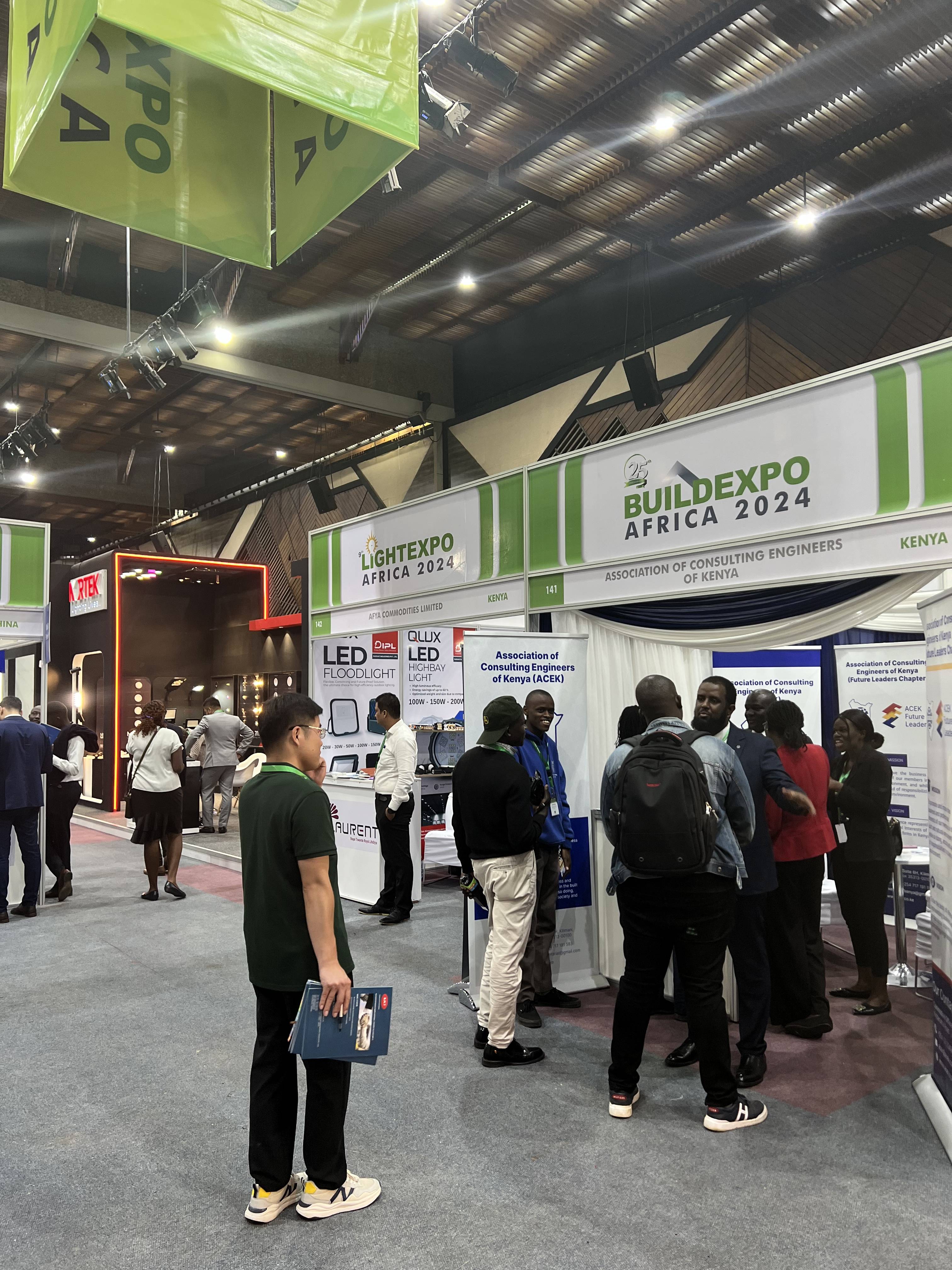 2025全国农业机械展览会开幕 合众思壮携慧农北斗导航农机自动驾驶系统等亮相