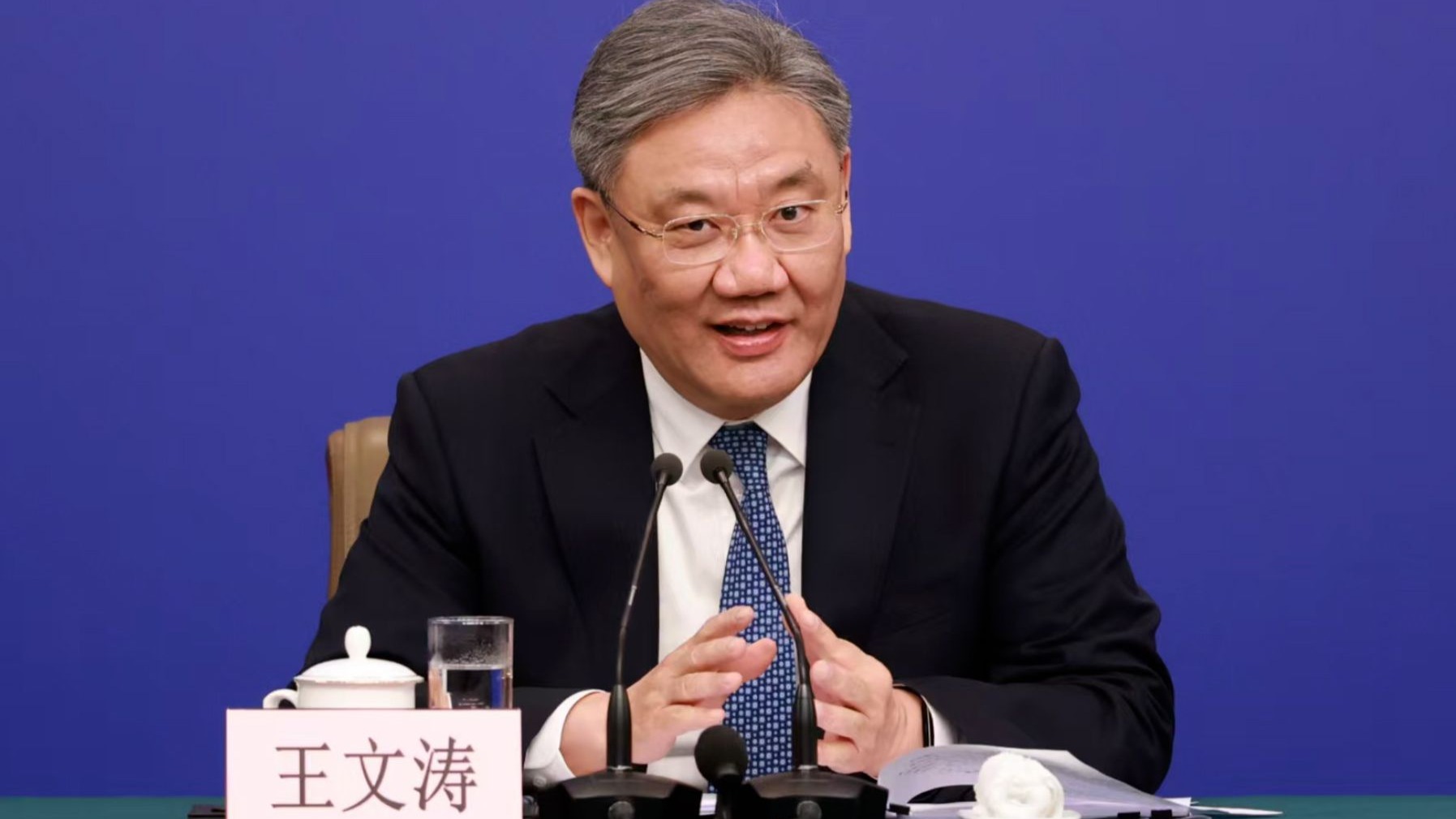 商务部新闻发言人就美方宣布对等关税发表谈话