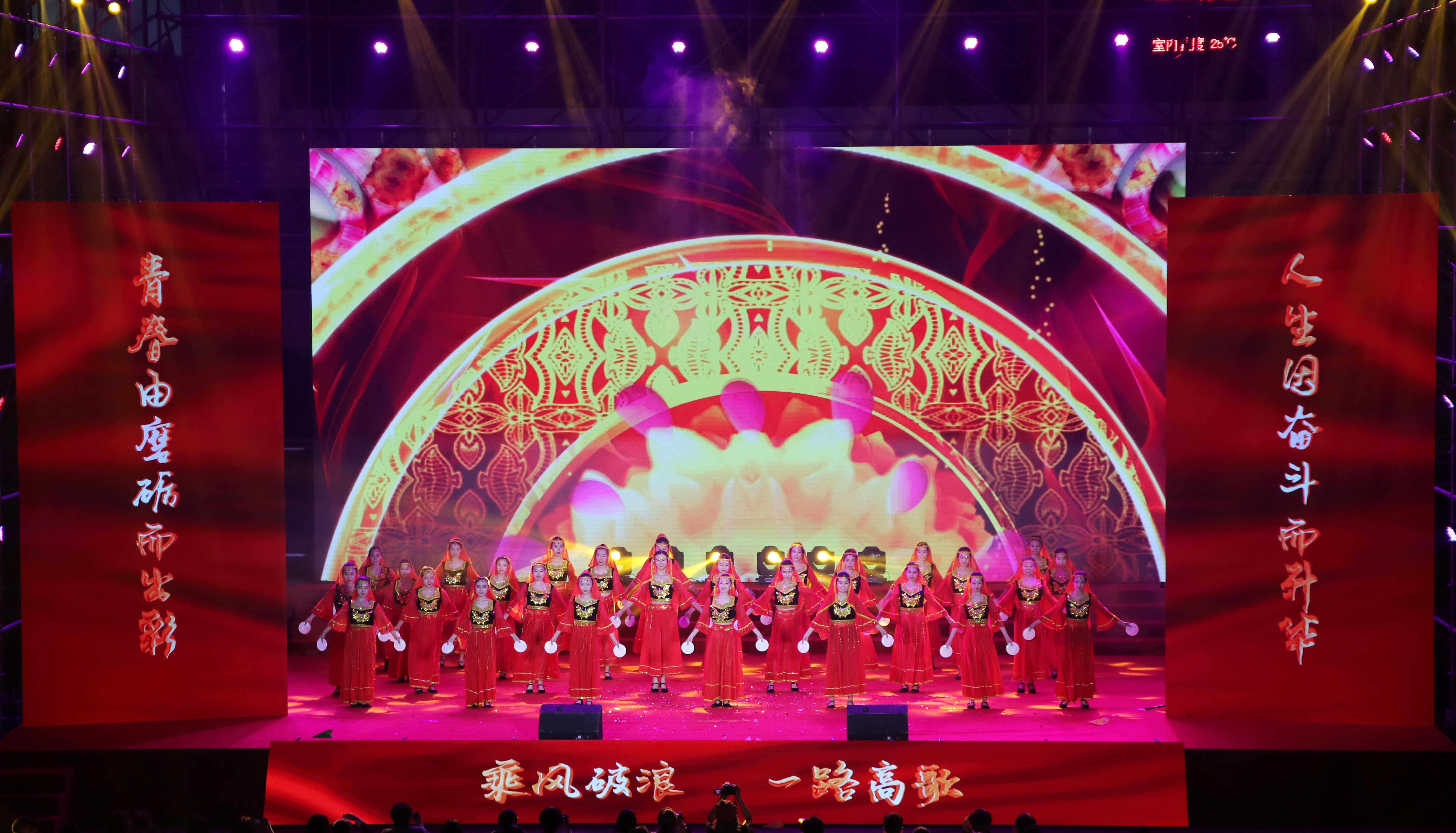 乘风破浪 国产海空装备“新生代”密集登场