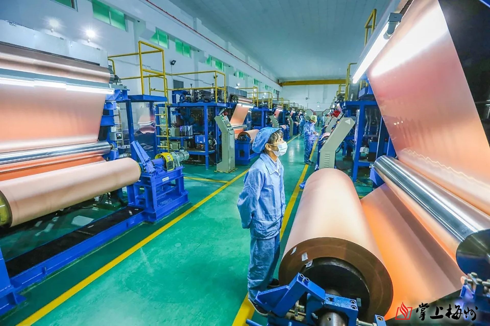 荣耀新增AI新产业部门，中国区关键岗位“竞聘上岗”