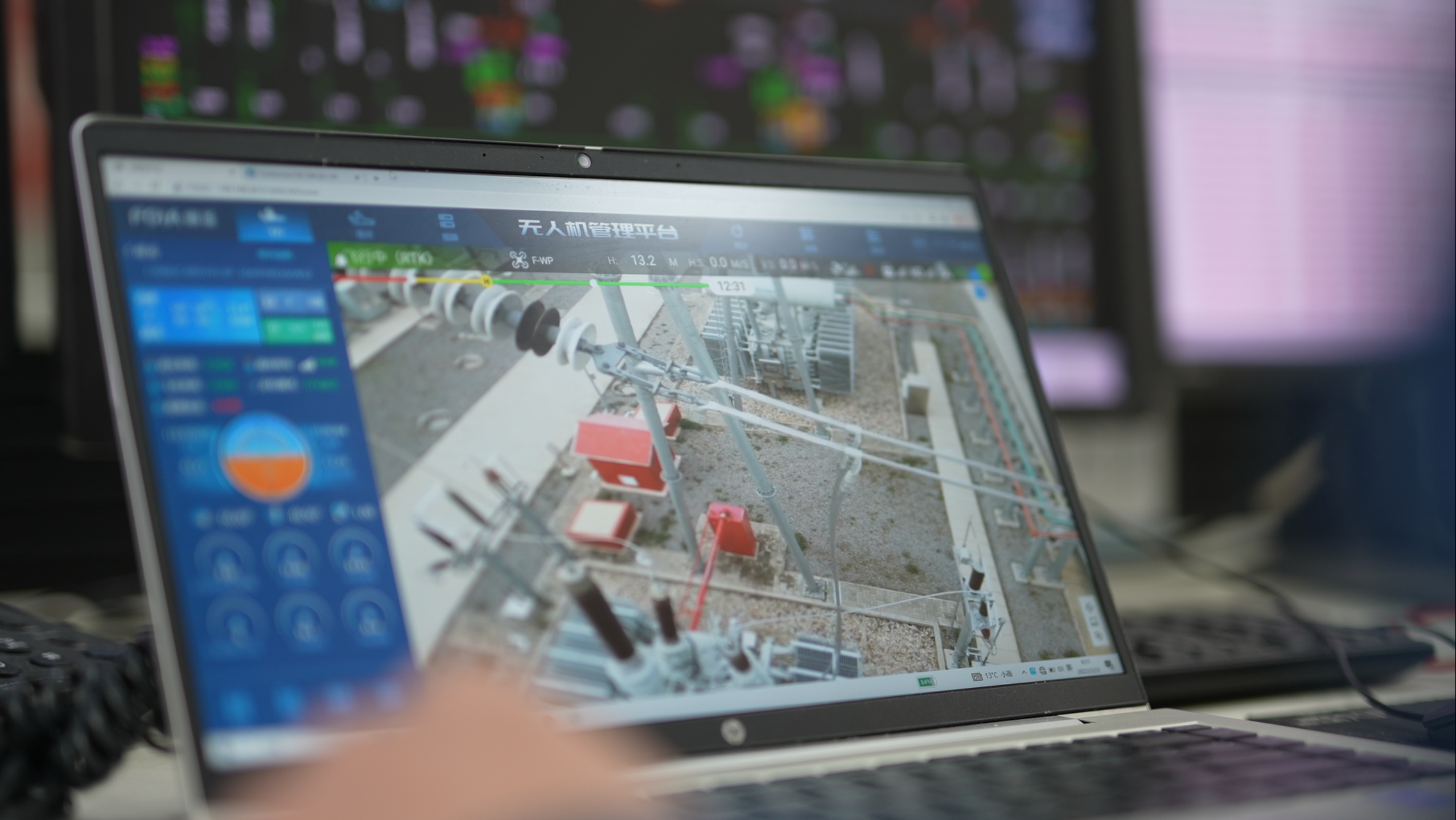 浙江绍兴：“机器狗”上岗助力迎峰度夏