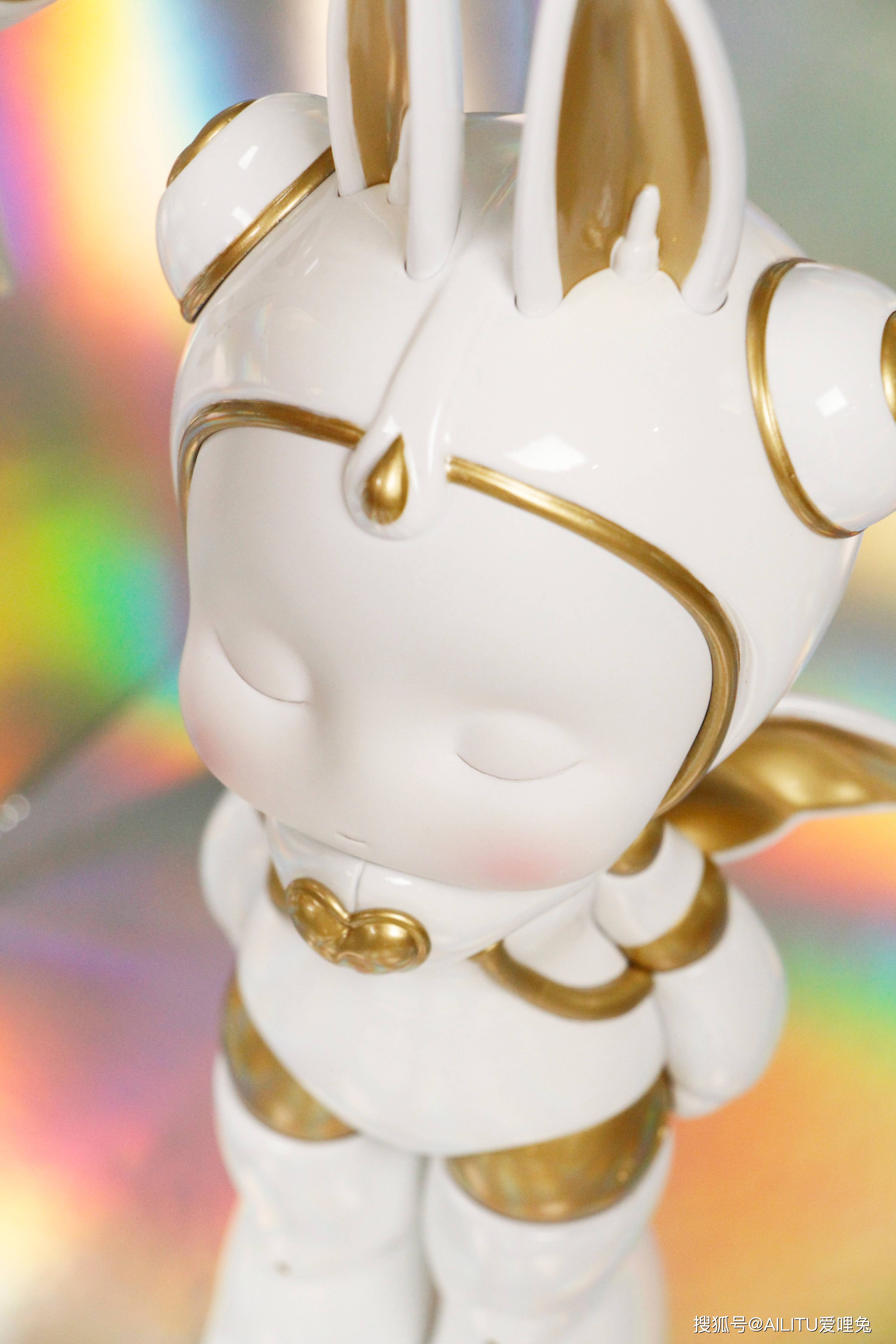 AI养成系潮玩受资本追捧，“不看好早期具身智能”的朱啸虎也出手了