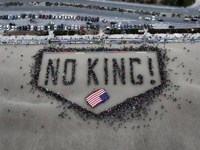 周末，特朗普刷屏！