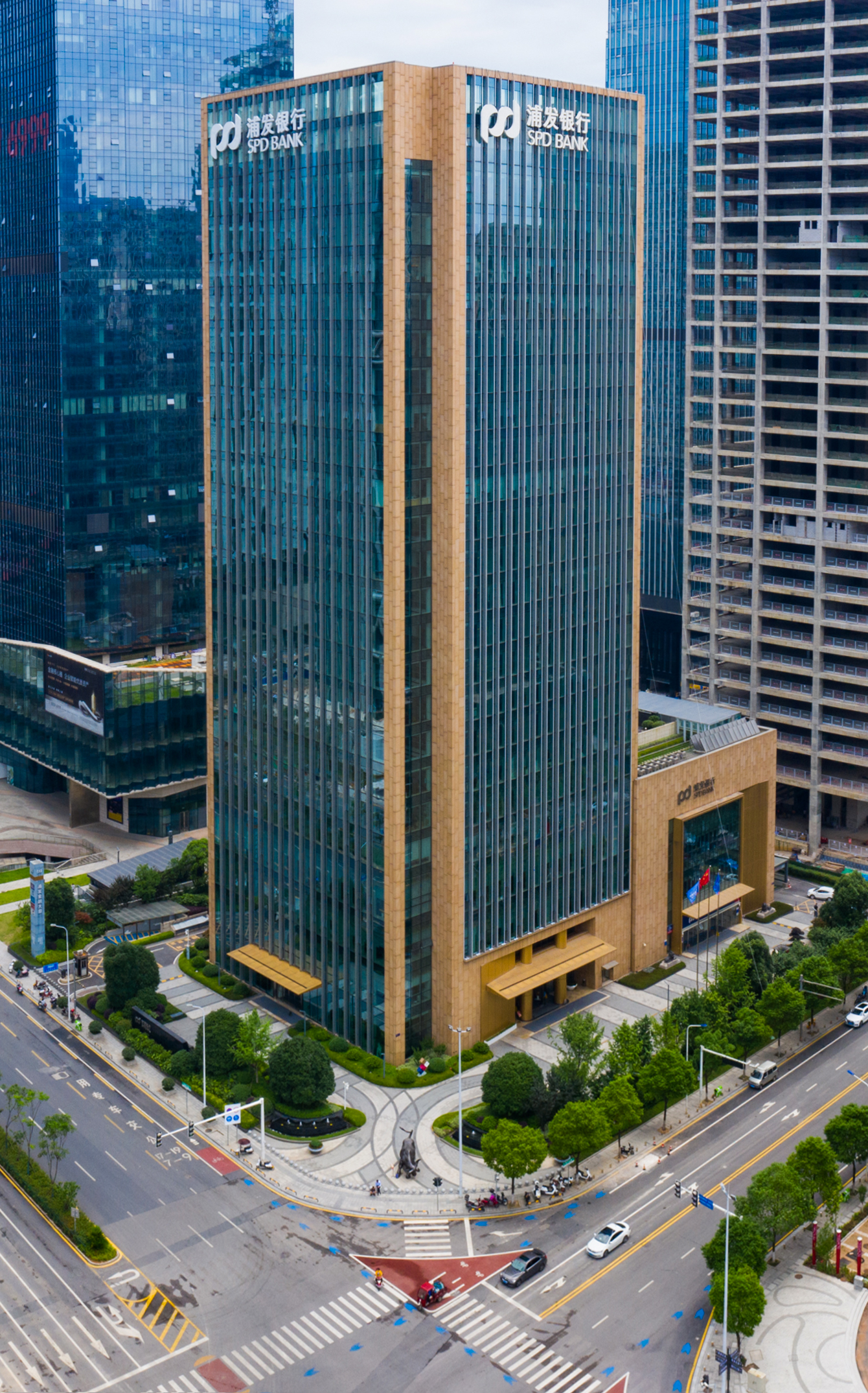 东莞银行重启IPO：十七载上市路遇业绩“双降”，净息差收窄与合规隐忧成关键考题