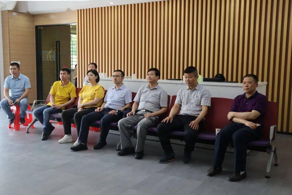 国家烟草专卖局副局长陆捷在福建烟草调研并走访慰问干部职工