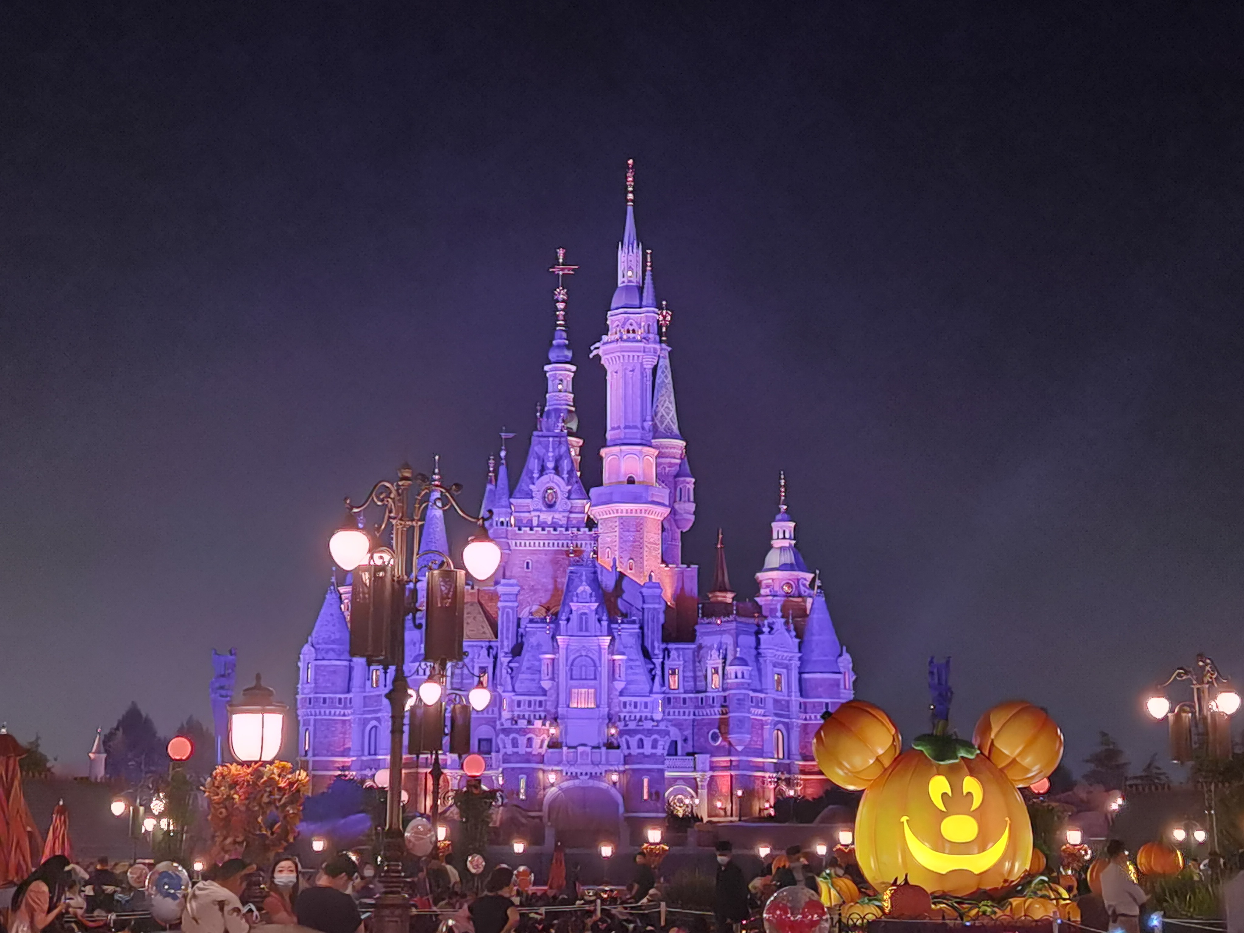 爱奇艺2025年营收272.9亿元 旗下首座乐园已开业