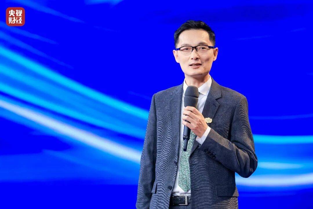 专访全国政协委员、中国社会科学院世界经济与政治研究所副所长张斌：重视货币政策扩内需作用 从“小切口”入手发展服务消费