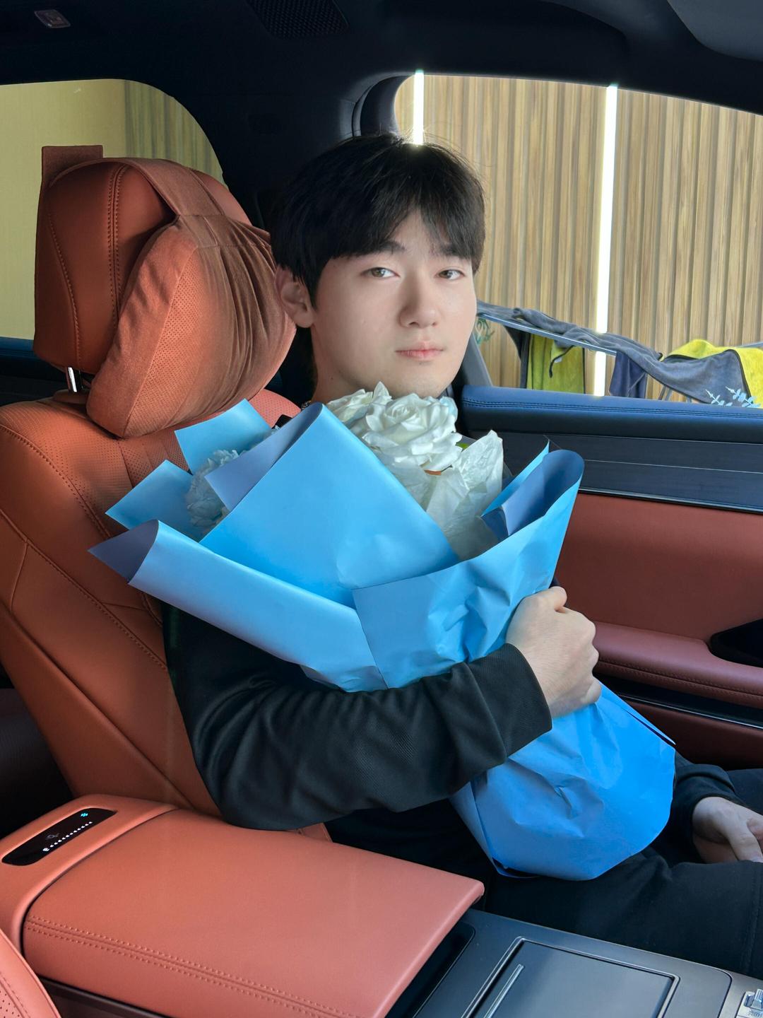 智元机器人、喜临门入股小米前高管王腾新公司“今日宜休”