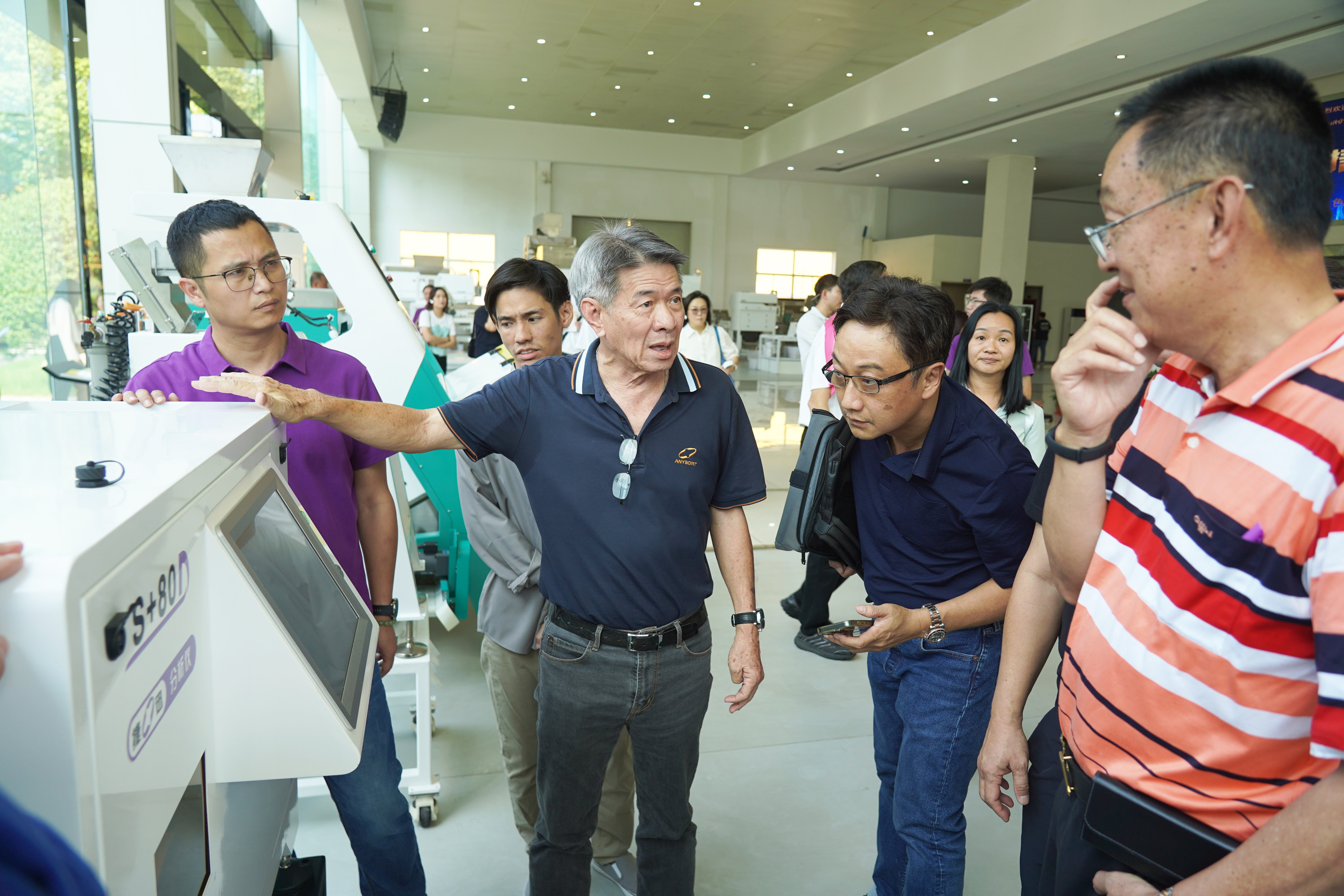 商务部新闻发言人就中德经贸合作情况答记者问