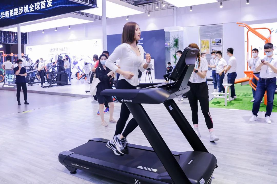 舒华体育录得4天3板